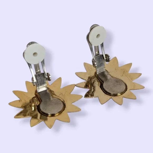 Vintage Yellow Metal Flower Earrings - Picture 5 of 6